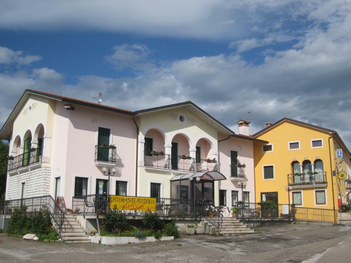 Locanda "Alla Rosa" Lusiana المظهر الخارجي الصورة
